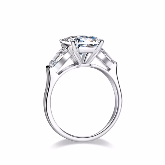 Diamond Ring for Ladies Round Cut with S925 Silver Ice Moissanite