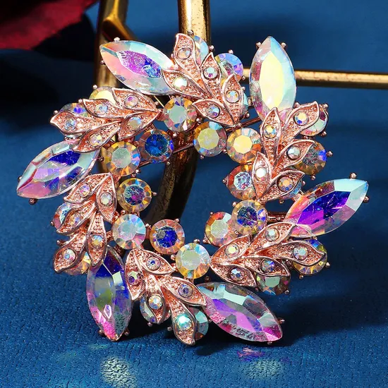 Brooch Pins for Women Girls Fashion Rhinestone Pearl Jewelry 