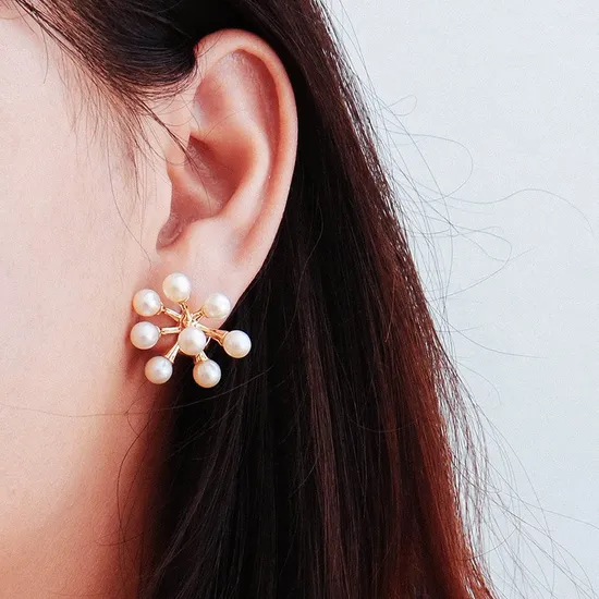 Luxury Pearl Stud Earrings Cluster Pearl Earrings 18K Yellow Gold Pearl Bridal Earrings Fine Quality Wedding Jewelry 